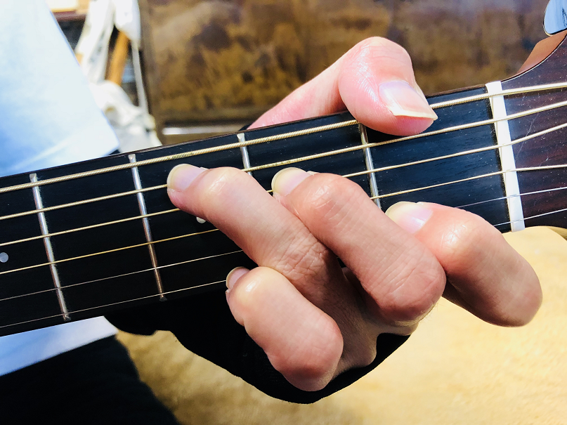 ギター コード C Cコード Cメジャー アコースティックギター アコギ 弾き方